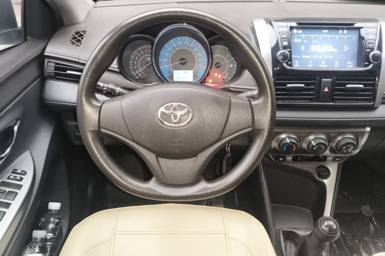 Used Toyota YARiS L 2014 1.3E Manual Charm Edition
