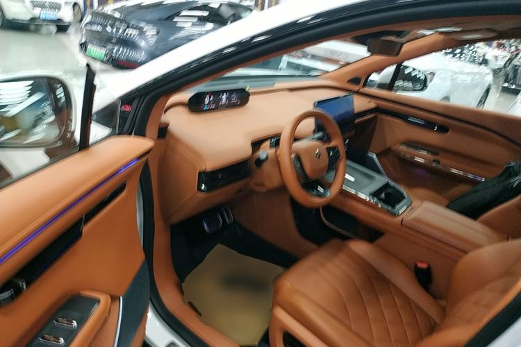 Used  HT 2024 825 Ultra-High Voltage LiDAR Edition
