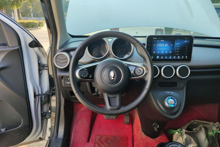 Used ORA Black Cat 2022 Updated Version 301 km Cute Pet Edition Lithium Iron Phosphate