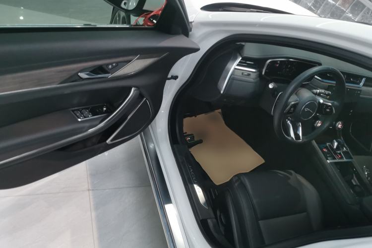 Used Jaguar XFL 2023 XFL 2.0T P200 Two-Wheel-Drive Elite Luxury Edition