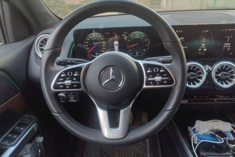 Used Mercedes-Benz GLB 2023 GLB 220 Fashion Model