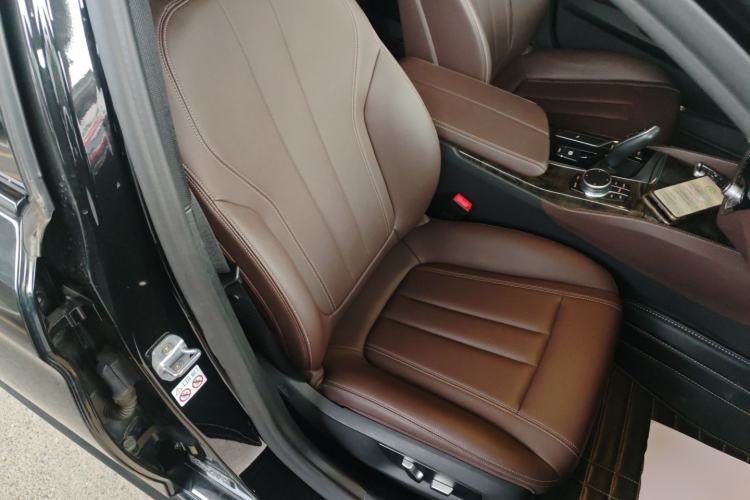 Used BMW 5 Series 2019 525Li M Sport Package
