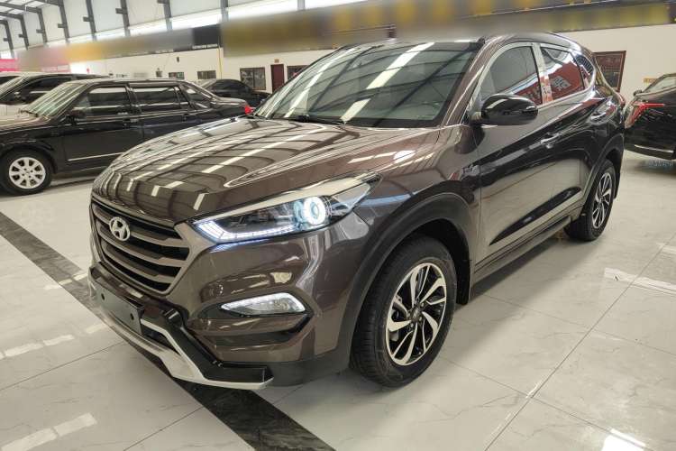 Used Hyundai Tucson 2018 1.6T Dual-Clutch Two-Wheel Drive 15th Anniversary Special Edition

