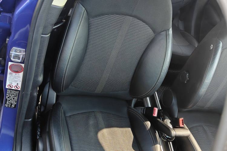 Used  Countryman 2014 1.6L COOPER Fun
