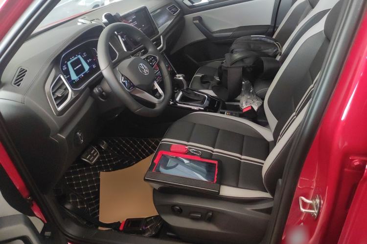 Used Volkswagen T-ROC 2023 300TSI DSG Two-Wheel-Drive Chen Guang Edition