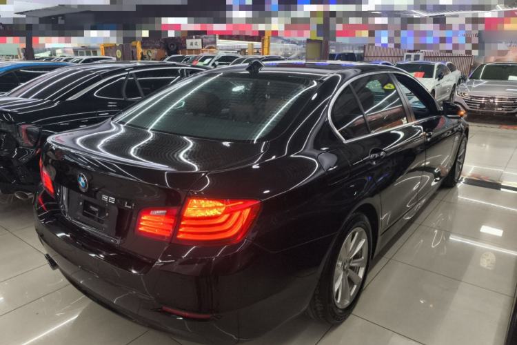 Used BMW 5 Series 2014 520Li Elegant Model
