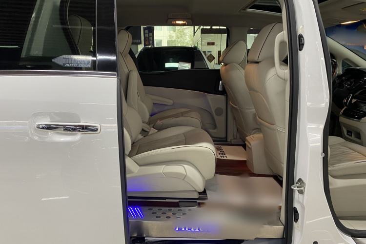 Used Buick GL8 2022 Land Business Class 652T Luxury Model