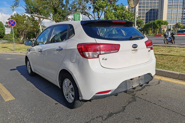 Used Kia K2 2015 Hatchback 1.4L AT GLS Cool Edition

