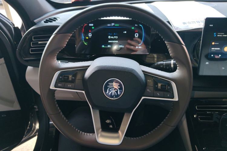 Used BYD Qin PLUS 2023 Champion Edition DM-i 55KM Leading Model