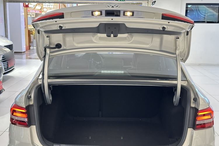 Used Volkswagen Lavida 2019 280TSI DSG Luxury Edition China VI Standard
