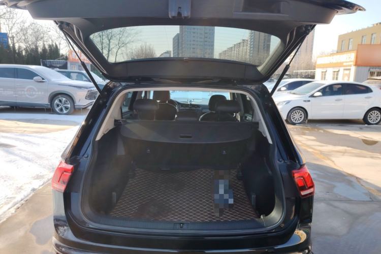 Used Volkswagen Tiguan L 2020 330TSI Automatic Two-Wheel Drive Luxury Edition China VI Standard