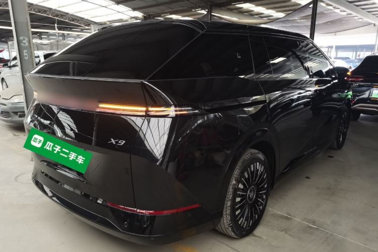 Used XPeng X9 2025 740 Ultra-Long Range Max