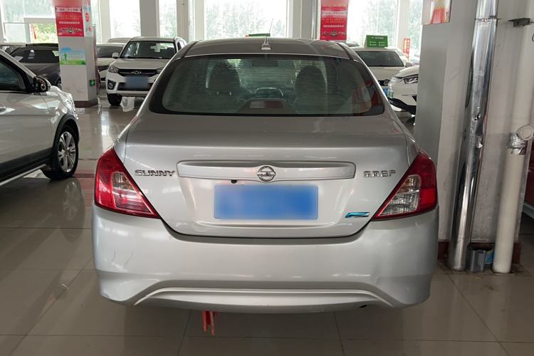 Used Nissan Sunny 2015 1.5XE Manual Comfort Edition

