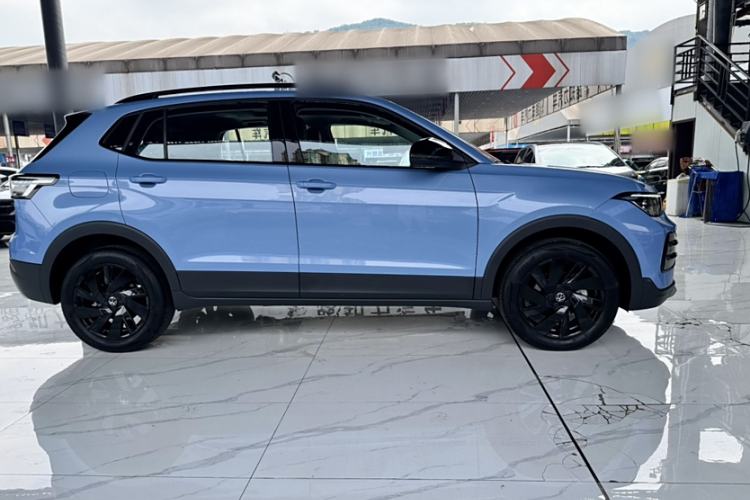 Used Volkswagen Tharu 2025 NewRui 300TSI Prestige Edition
