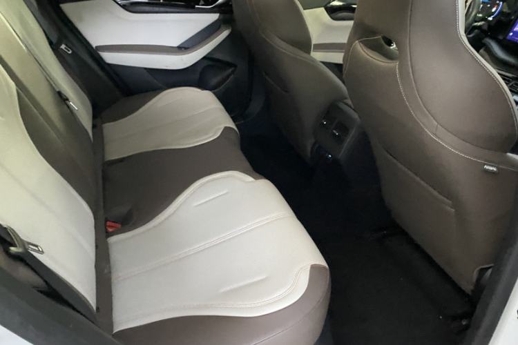 Used BYD Qin PLUS 2024 HONOR Edition DM-i 55KM Leading Model
