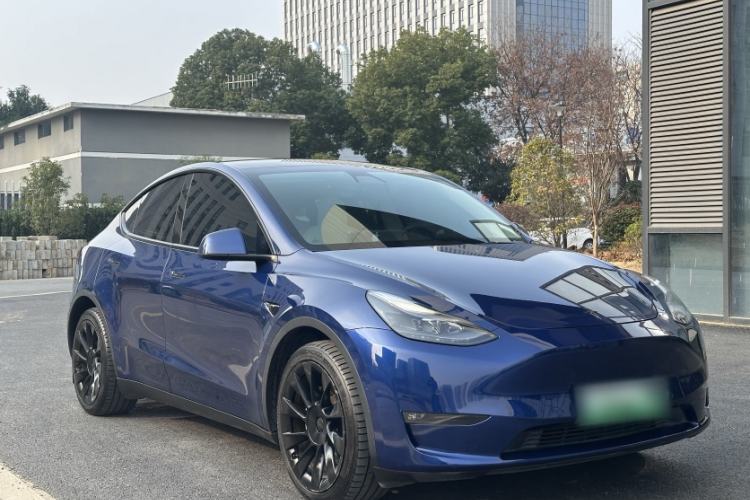 Used Tesla Model Y 2021 Long-Range All-Wheel-Drive Version