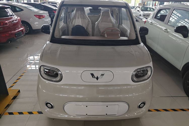 Used Wuling Hongguang MINIEV 2024 3rd Generation 215km Youth Edition
