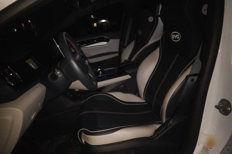 Used BYD Qin PLUS 2021 EV 400KM Luxury Model