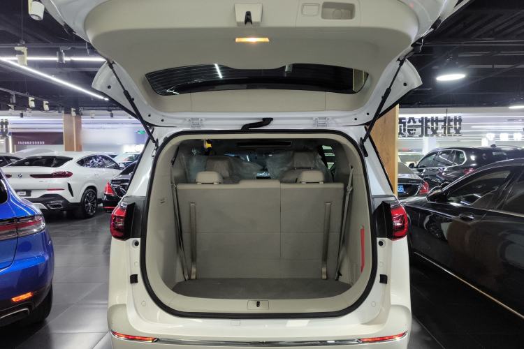 Used Buick GL8 2023 ES Lu Zun Comfort Model
