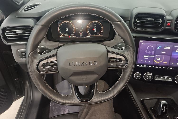 Used Lynk & Co 03 2022 2.0TD DCT JingPro
