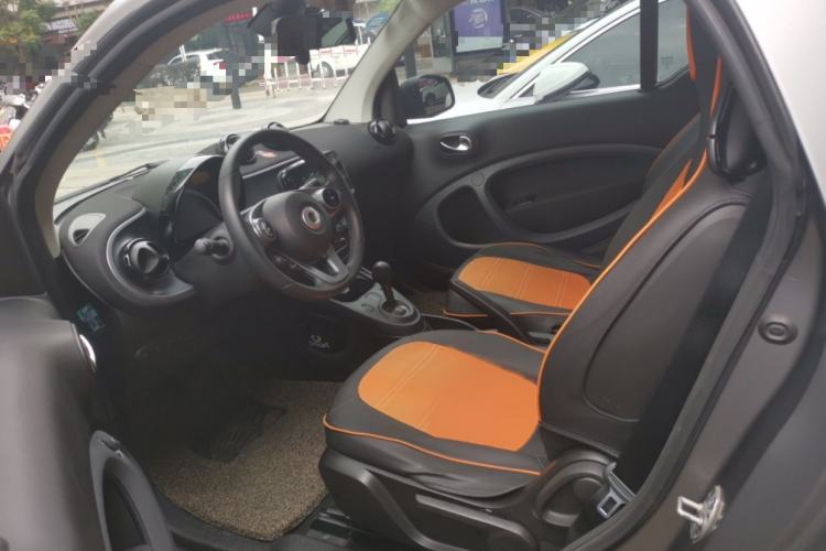 Used  fortwo 2019 0.9T 66kW Hardtop Wind Power Edition China VI
