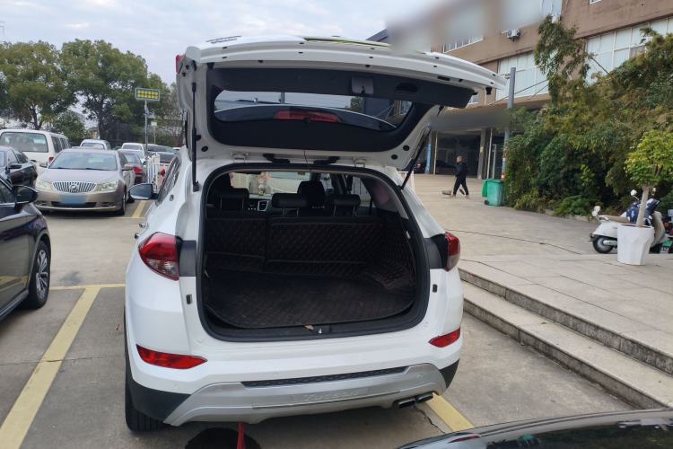 Used Hyundai Tucson 2018 1.6T Dual-Clutch Two-Wheel Drive 15th Anniversary Special Edition