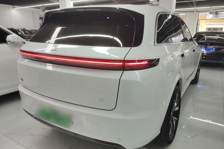 Used Li Auto L7 2023 Air model
