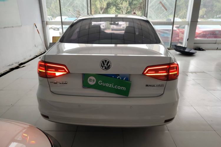 Used Volkswagen Sagitar 2018 1.6L Manual Comfort Model