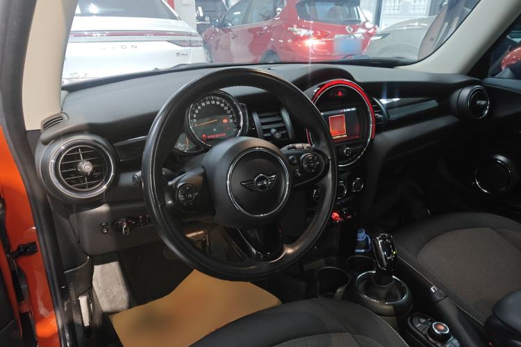 Used MINI MINI 2018 1.5T ONE PLUS