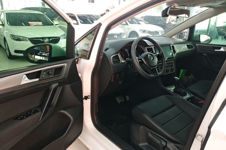 Used Volkswagen Golf Sportsvan 2016 1.6L Automatic Comfort Model