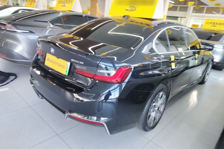 Used BMW i3 2024 eDrive 35 L
