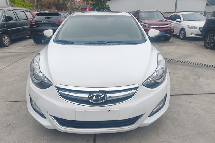 Used Hyundai Elantra 2015 1.6L Automatic Leading Model