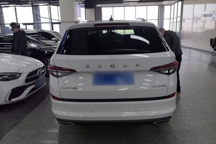 Used Skoda Kodiaq 2024 TSI330 5-Seater Two-Wheel-Drive Luxury Edition
