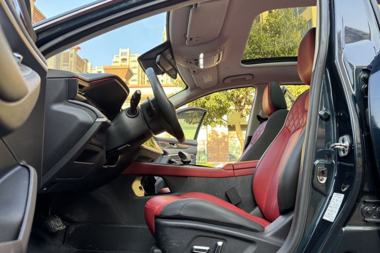 Used Dongfeng Aeolus Yixuan MAX 2021 1.5T Ultra-Stylish Trendsetter Edition