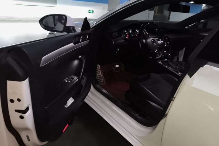 Used Volkswagen FAW-Volkswagen CC 2019 330TSI Huayan Edition China VI