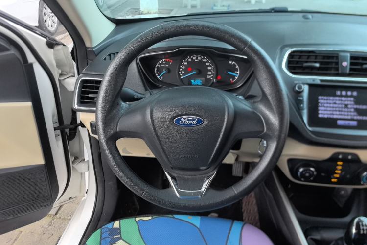 Used Ford Escort 2015 1.5L Manual Comfort Model
