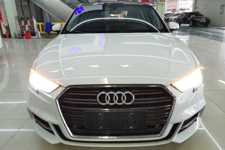 Used Audi A3 2019 Sportback 35 TFSI Fashion Edition China V