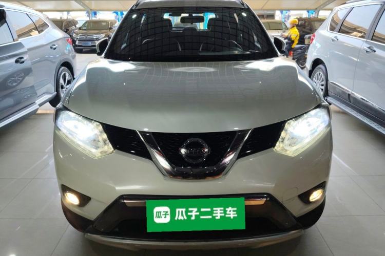 Used Nissan X-Trail 2015 2.0L CVT Comfort MAX Edition 2WD
