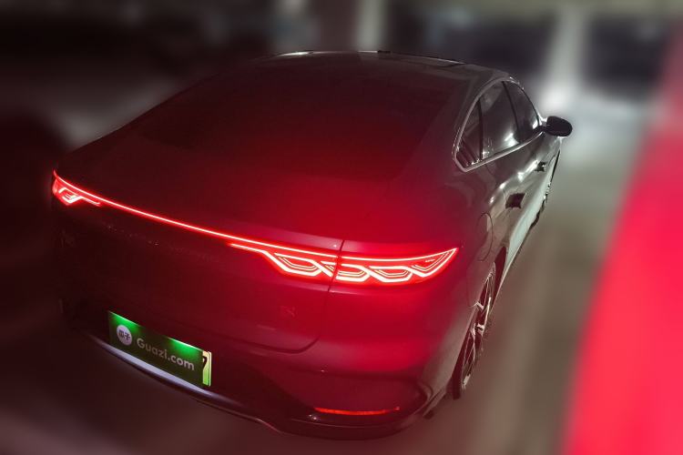 Used BYD Han 2023 DM-i Champion Edition 200KM Flagship Model
