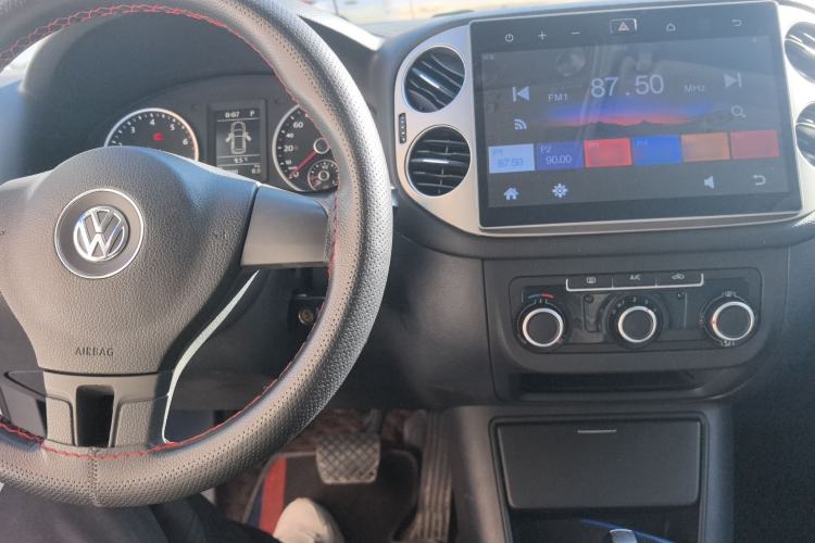 Used Volkswagen Tiguan 2015 1.8TSI Automatic Two-Wheel Drive Trend Edition