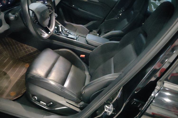 Used Lynk & Co 03 2022 1.5TD DCT JingPro
