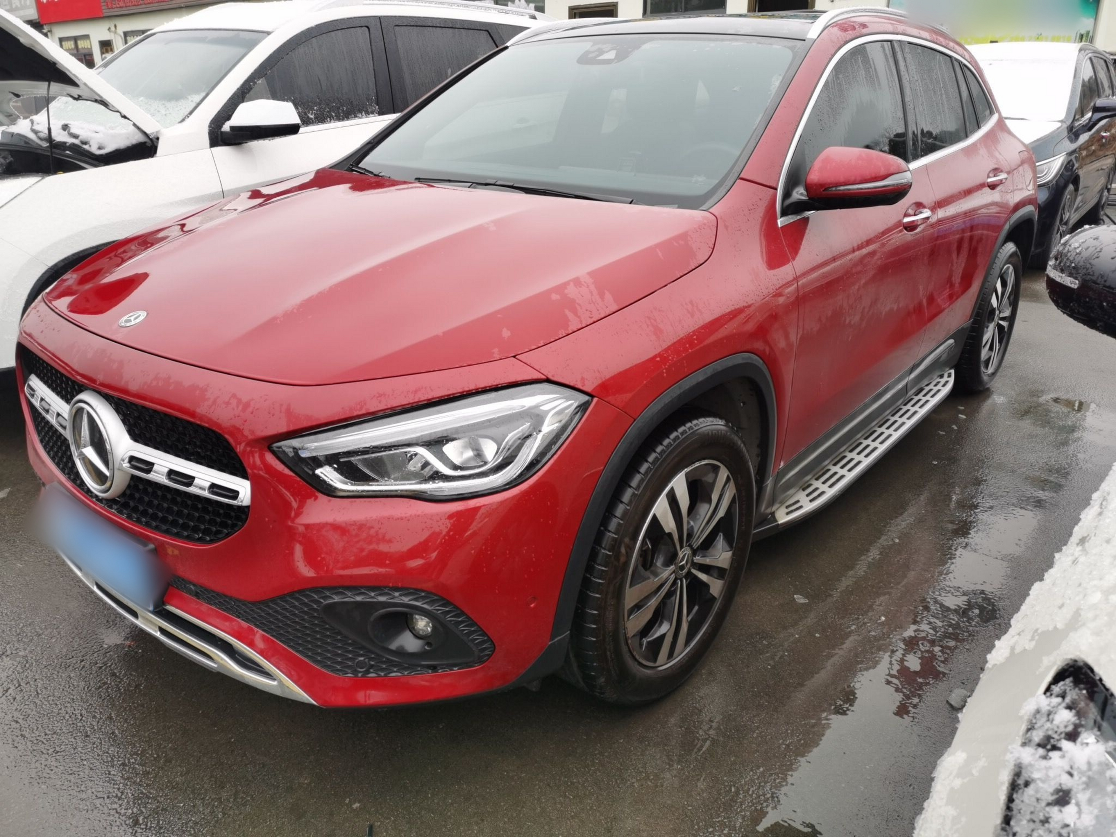 Под передней частью автомобиля