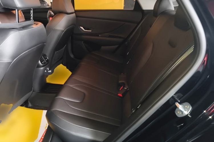 Used Hyundai Elantra 2023 1.5L CVT GLX Elite Edition
