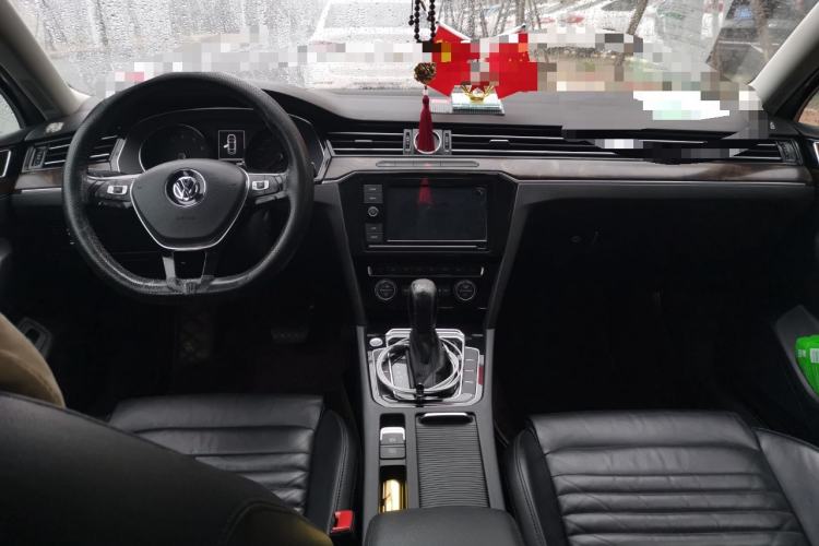 Used Volkswagen Magotan 2019 330TSI DSG Luxury Model China V Standard
