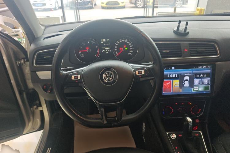 Used Volkswagen Lavida 2017 1.6L Automatic Comfort Edition
