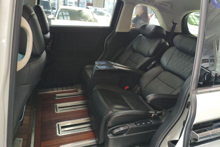 Used Honda Elysion 2019 2.0L Hybrid Luxury Edition
