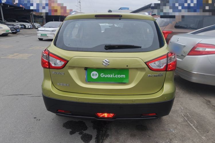 Used Suzuki S-Cross 2014 1.6L CVT Two-Wheel Drive Elite Version
