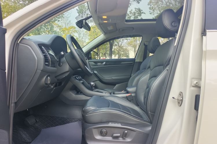 Used Skoda Kodiaq 2018 Facelifted TSI330 5-Seater Two-Wheel-Drive Luxury Enjoyment Edition
