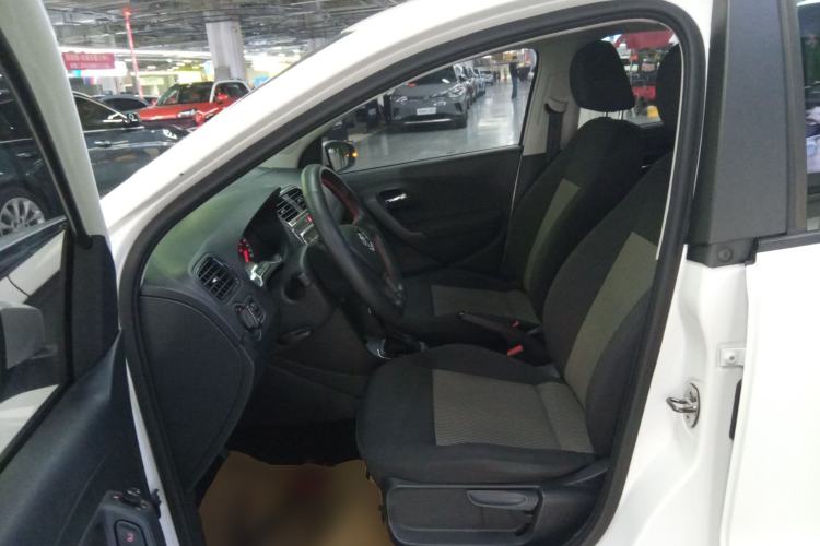 Used Volkswagen Polo 2016 1.4L Automatic Trendy Model
