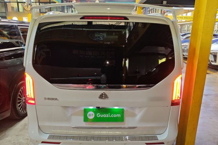 Used Mercedes-Benz V-Class 2021 V 260 L Long Wheelbase Prestige Edition
